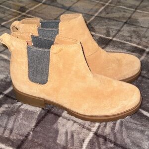 Sorel Boots Size 9 Preowned Like New